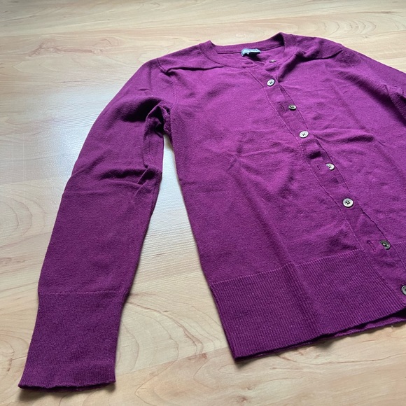 Eddie Bauer Cardigan - Picture 8 of 10